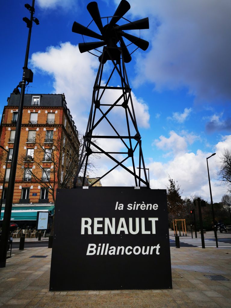 L'emblématique sirène des usines Renault réintègre la place Jules Guesde 1 L'emblématique sirène des usines Renault réintègre la place Jules Guesde 1