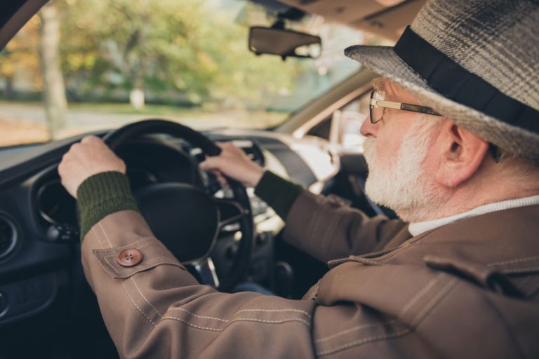 Seniors : nos conseils pour une conduite plus sûre 22