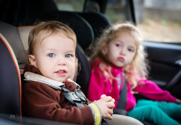 Transporter un enfant en voiture en toute sécurité : nos conseils 44